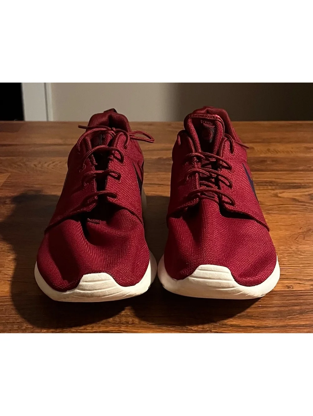 Nike Roshe One Men's Running Shoes Size 12 Burgundy with Off